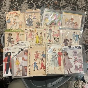 Lot of vintage sewing patterns  60s 70s